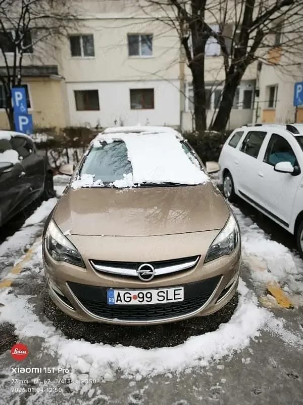 Second-hand Opel Astra 110 CP (80 kW) 2014 Break