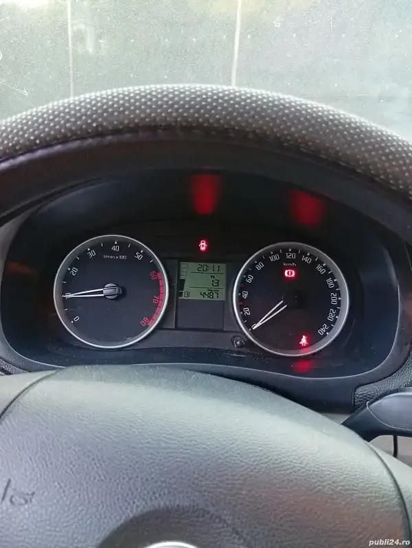 Utilizat 2007 Skoda Roomster Break | 3.000 EUR - Imagine 1/4