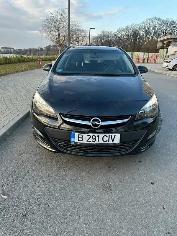 Utilizat 2014 Opel Astra Eco Hatchback | 4.000 EUR (Preț bun) - Imagine 1/4