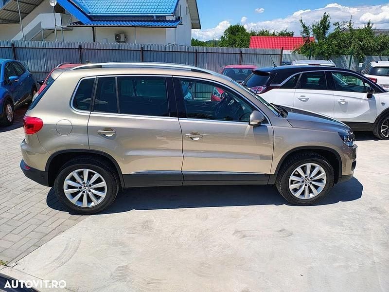 Bej Utilizat 2012 VW Tiguan LOUNGE SUV | 9.900 EUR (Preț OK) - Imagine 1/4