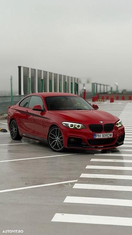 Culoarerosu Utilizat 2017 BMW 220 M Sport Coupe | 16.990 EUR (Preț OK) - Imagine 1/4