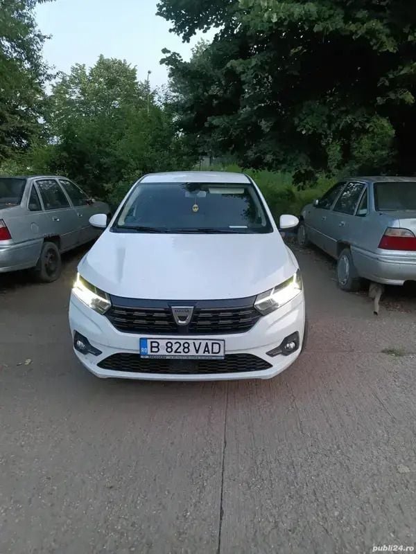 Alb Utilizat 2021 Dacia Logan Berlinǎ | 10.500 EUR (Preț OK) - Imagine 1/4