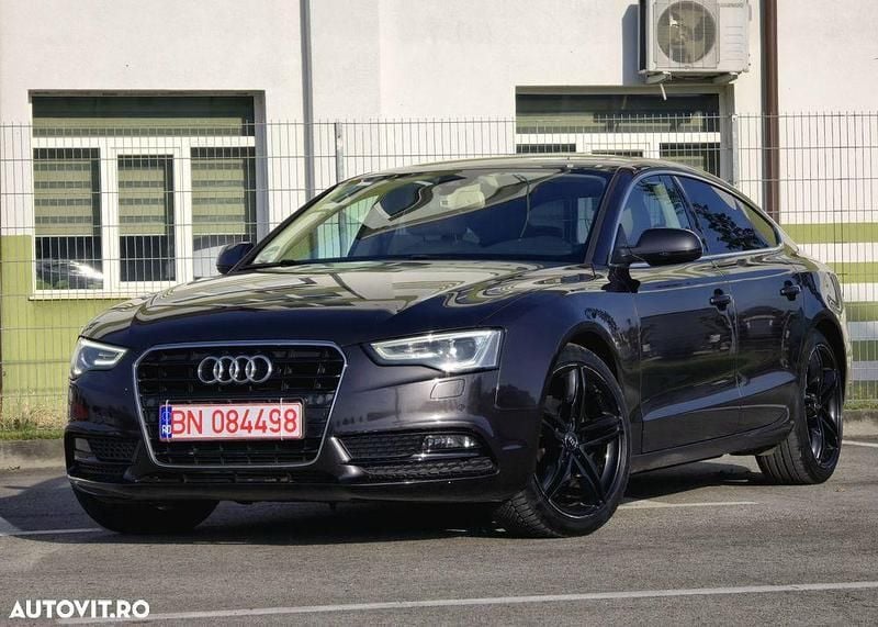 Culoaremaro Utilizat 2012 Audi A5 Exclusive Berlinǎ | 12.450 EUR - Imagine 1/4