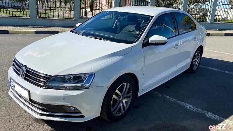 Second-hand VW Jetta Comfortline 105 CP (77 kW) 2015 Alb Berlinǎ