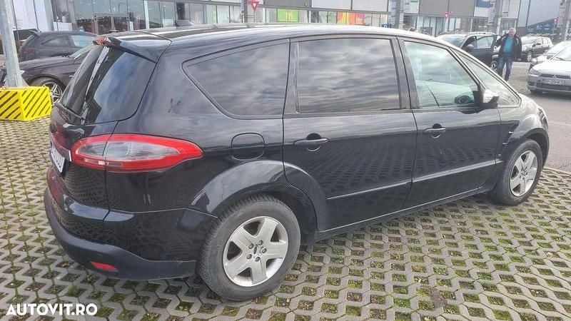 Second-hand Ford S-MAX Titanium 140 CP (102 kW) 2012 Culoarenegru Monovolum