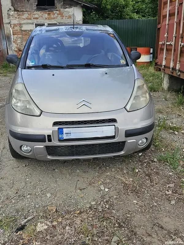 Bej Utilizat 2003 Citroën C3 Pluriel Cabrio | 2.500 EUR - Imagine 1/4