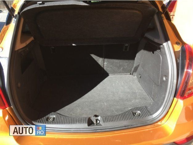 Second-hand Opel Mokka 130 CP (95 kW) 2017 Maro SUV