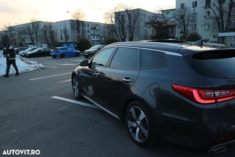 Second-hand Kia Optima GT-Line 141 CP (103 kW) 2018 Culoaregri Break