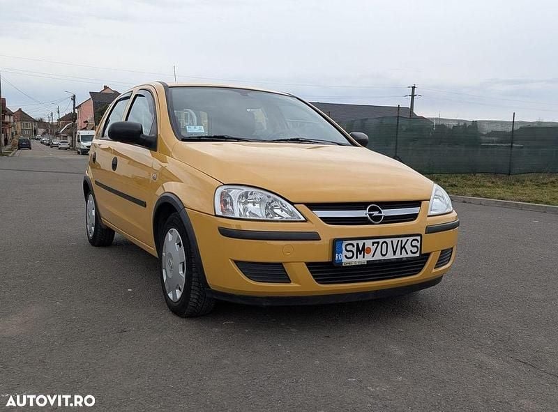 Second-hand Opel Corsa Enjoy 80 CP (58 kW) 2006 Culoaregalbeuriu Hatchback