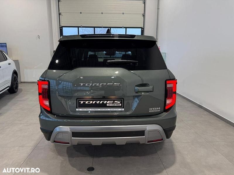 Nouă Ssangyong (KGM) Torres 204 CP (150 kW) 2025 Culoareverde SUV