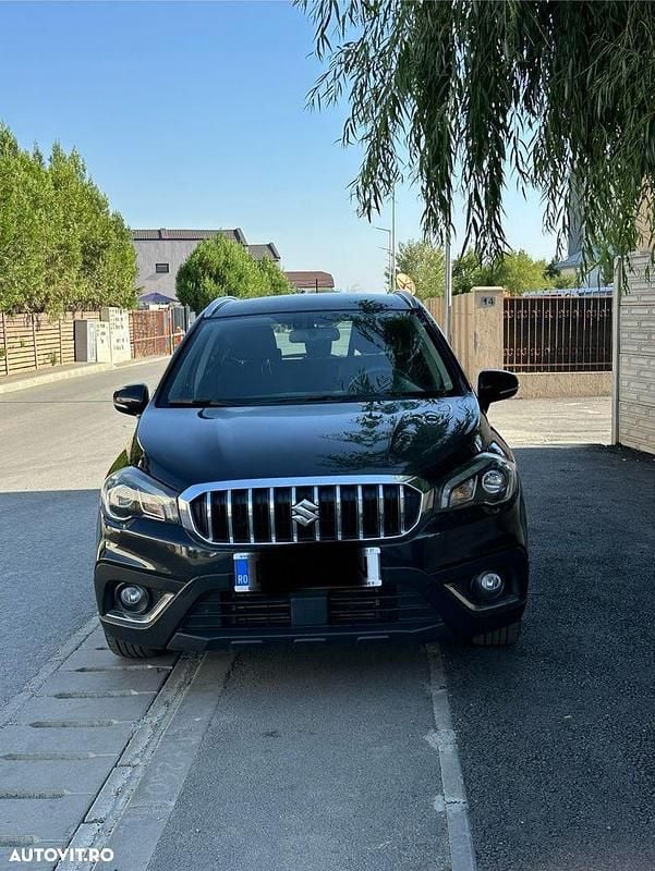 Culoarenegru Utilizat 2018 Suzuki SX4 SUV | 15.500 EUR (Preț OK) - Imagine 1/4