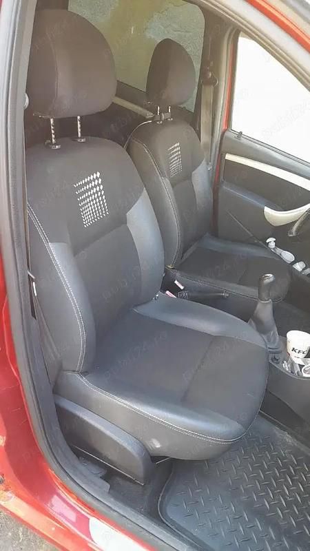 Second-hand Dacia Logan MCV 90 CP (66 kW) 2012 Visiniu Break