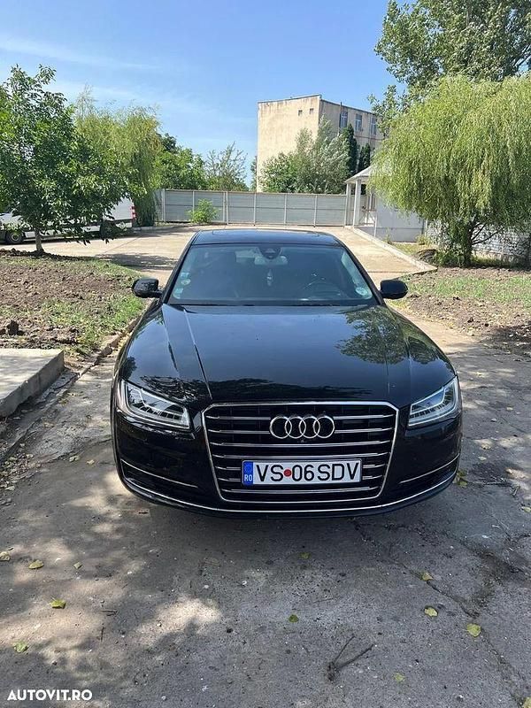 Negru Utilizat 2015 Audi A8L Berlinǎ | 18.000 EUR (Super Preț) - Imagine 1/4