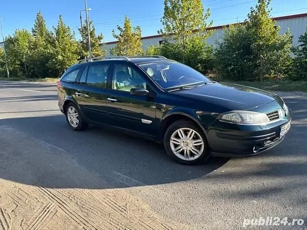 Verde Utilizat 2006 Renault Laguna II Initiale Paris Hatchback | 2.300 EUR - Imagine 1/4