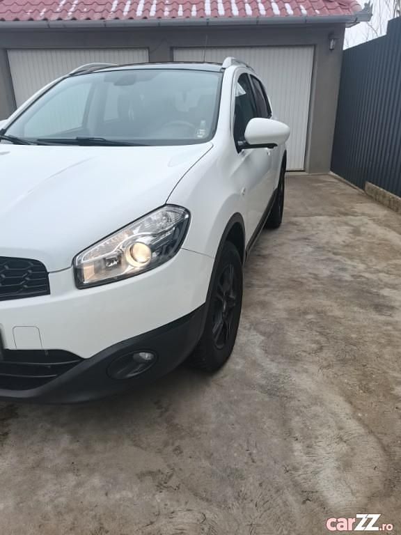 Second-hand 2012 Nissan Qashqai SUV | 6.650 EUR (Preț OK) - Imagine 1/4