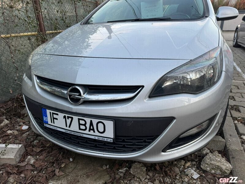 Argintiu Utilizat 2016 Opel Astra Break | 5.150 EUR (Super Preț) - Imagine 1/4