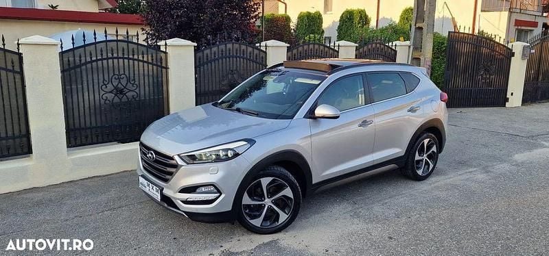 Gri Utilizat 2016 Hyundai Tucson Trend SUV | 12.990 EUR (Preț OK) - Imagine 1/4