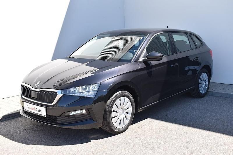 Negru normal Utilizat 2021 Skoda Scala Ambition Hatchback | 12.100 EUR (Preț OK) - Imagine 1/4