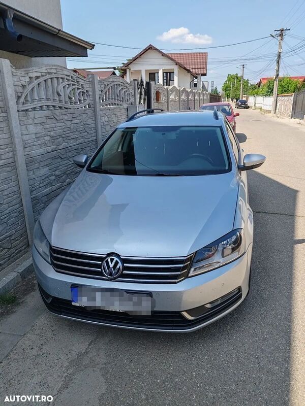 Argint Utilizat 2012 VW Passat Comfortline Break | 6.000 EUR (Super Preț) - Imagine 1/4
