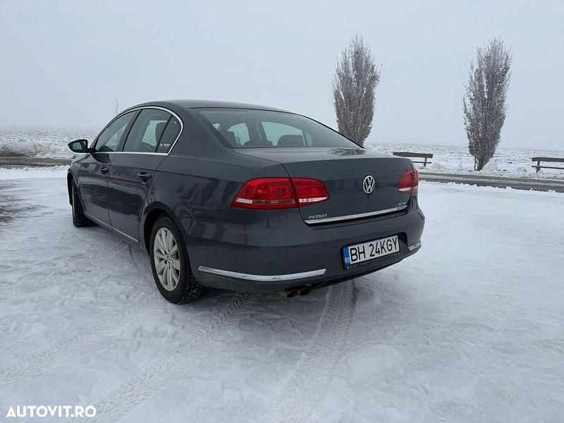 Second-hand VW Passat Comfortline 140 CP (102 kW) 2014 Culoaregri Berlinǎ