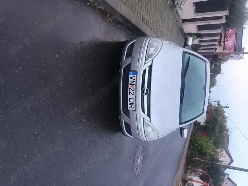 Utilizat 2005 Opel Corsa Hatchback | 1.250 EUR (Scump) - Imagine 1/4