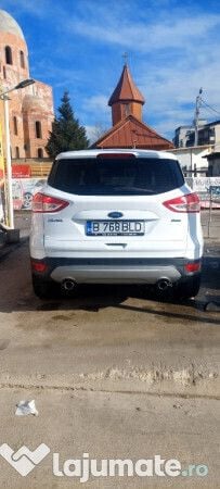 Second-hand Ford Kuga 182 CP (133 kW) 2016 Alb SUV