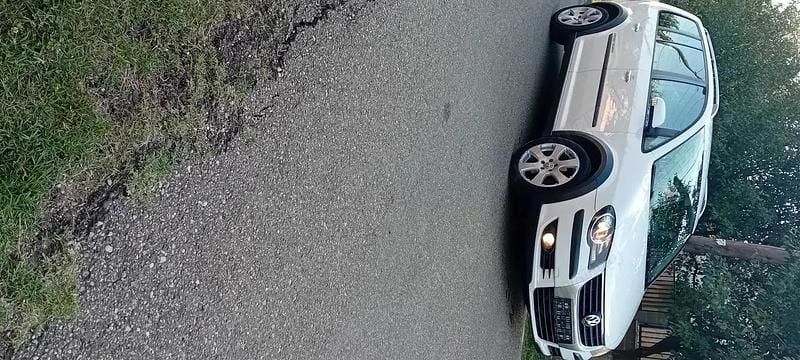 Utilizat 2009 VW Touran Cross Monovolum | 4.250 EUR - Imagine 1/4