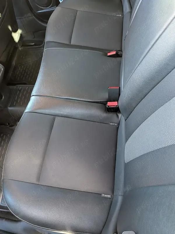 Second-hand Renault Mégane III Bose Edition 110 CP (80 kW) 2013 Gri Break