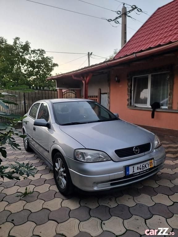 Utilizat 2004 Opel Astra Hatchback | 799 EUR (Preț bun) - Imagine 1/4