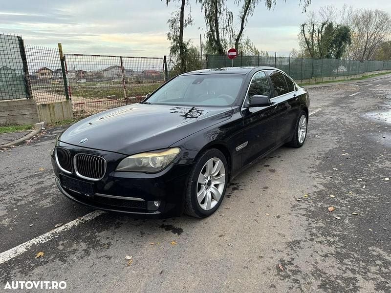 Culoarenegru Utilizat 2010 BMW 730 Comfort Edition Berlinǎ | 7.600 EUR (Super Preț) - Imagine 1/4