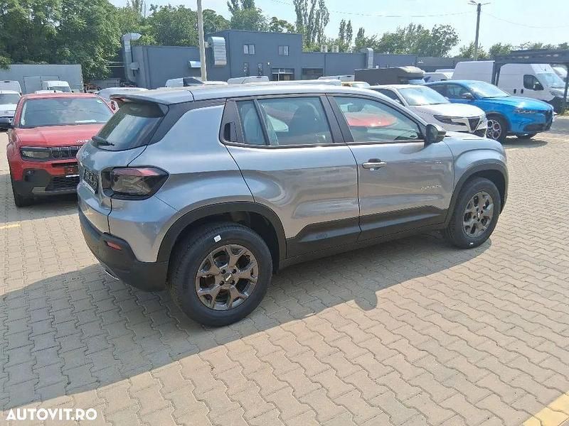 Nouă Jeep Avenger 100 CP (73 kW) 2025 Culoaregri SUV