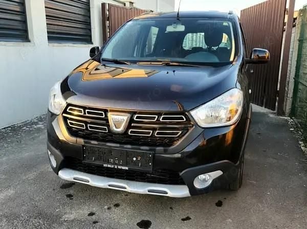 Utilizat 2022 Dacia Lodgy Prestige Monovolum | 12.000 EUR (Preț OK) - Imagine 1/4