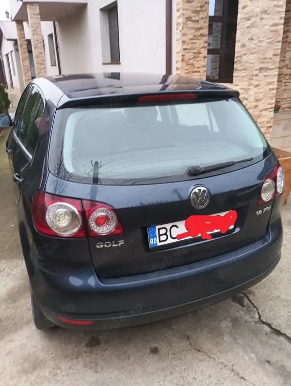 Second-hand VW Golf 88 CP (64 kW) 2005 Albastru Coupe