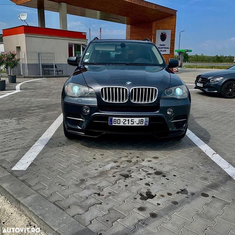 Culoarenegru Utilizat 2011 BMW X5 Sport Line SUV | 8.500 EUR (Super Preț) - Imagine 1/4