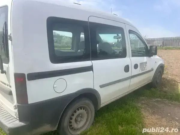 Second-hand Opel Combo 75 CP (55 kW) 2004 Monovolum