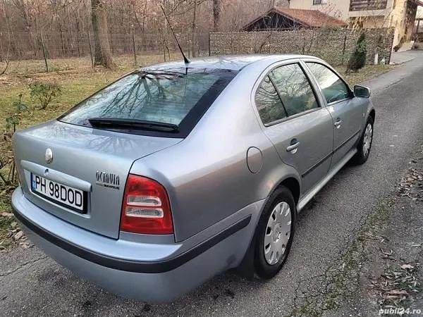Second-hand Skoda Octavia Tour 105 CP (77 kW) 2006 Gri Berlinǎ