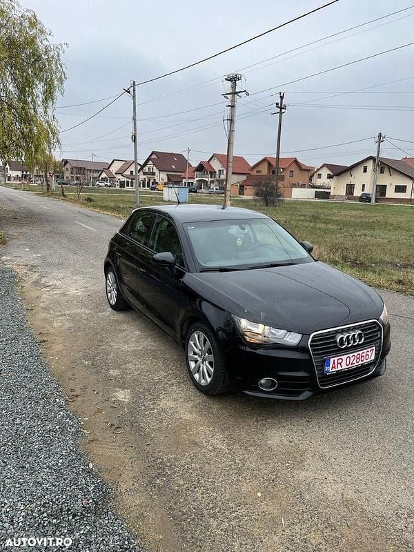 Culoarenegru Second-hand 2014 Audi A1 S-Line | 8.400 EUR (Scump) - Imagine 1/4
