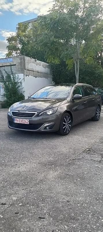 Utilizat 2016 Peugeot 308 Break | 6.000 EUR (Preț bun) - Imagine 1/4