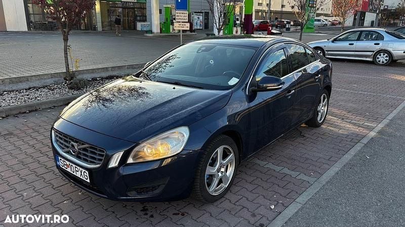 Culoarealbastru Utilizat 2011 Volvo S60 Standard Berlinǎ | 8.500 EUR - Imagine 1/4