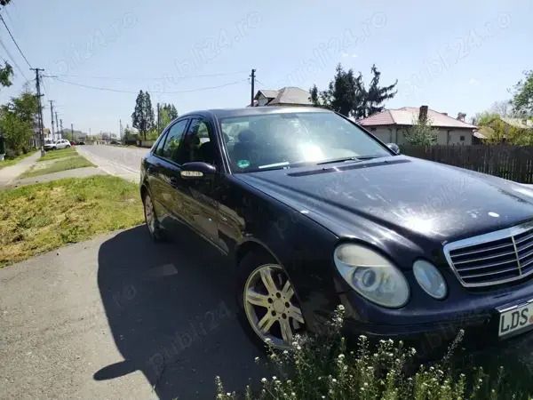 Utilizat 2004 Mercedes E200 Berlinǎ | 3.200 EUR - Imagine 1/4