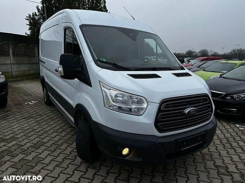 Second-hand Ford Transit 125 CP (91 kW) 2014 Culoarealb Monovolum