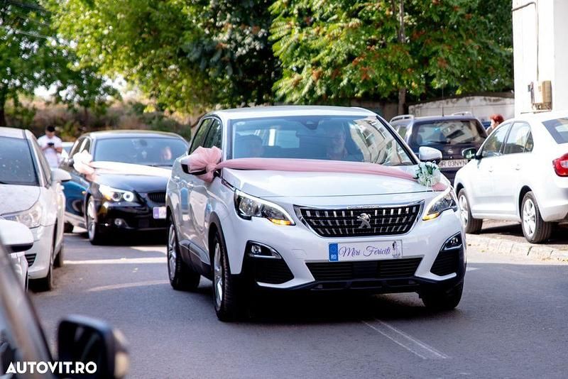 Culoarealb Utilizat 2017 Peugeot 3008 Allure SUV | 14.500 EUR (Scump) - Imagine 1/4