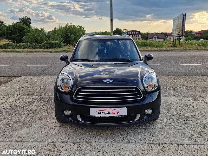 Second-hand Mini Cooper D 112 CP (82 kW) 2014 Culoarenegru Hatchback