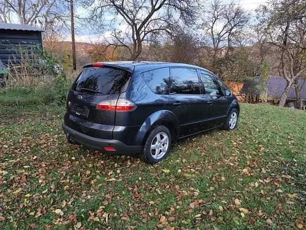 Second-hand Ford S-MAX S 140 CP (102 kW) 2010 Albastru Monovolum