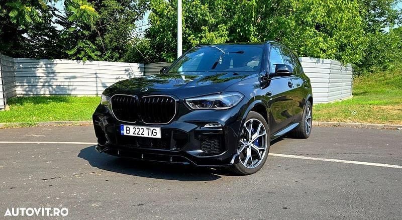 Negru Utilizat 2020 BMW X5 SUV | 40.900 EUR (Preț bun) - Imagine 1/4