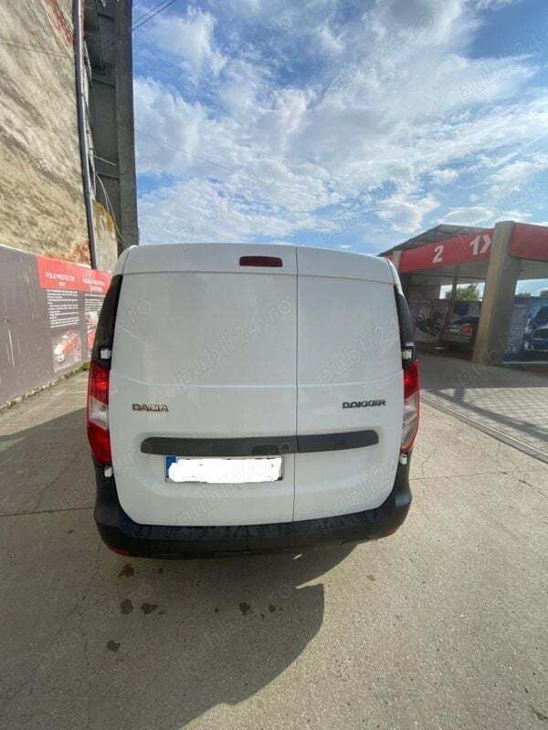 Second-hand Dacia Dokker 75 CP (55 kW) 2016 Alb Monovolum