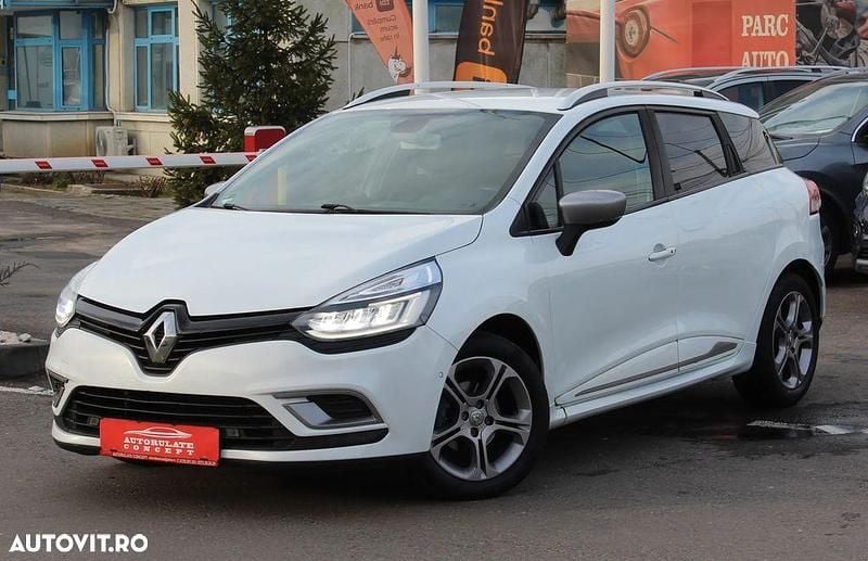 Alb Utilizat 2019 Renault Clio GrandTour Break | 10.015 EUR (Scump) - Imagine 1/4