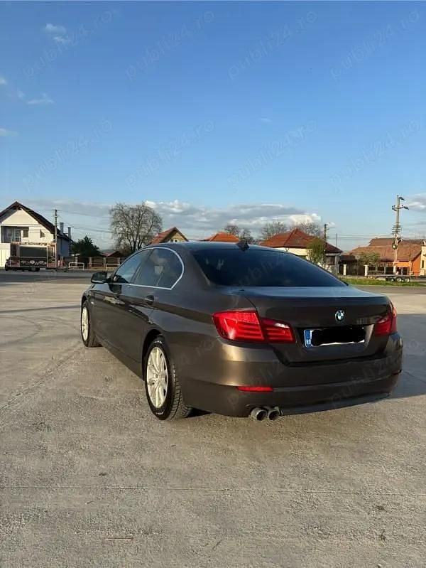 Utilizat 2011 BMW 520 Berlinǎ | 10.750 EUR (Preț OK) - Imagine 1/4