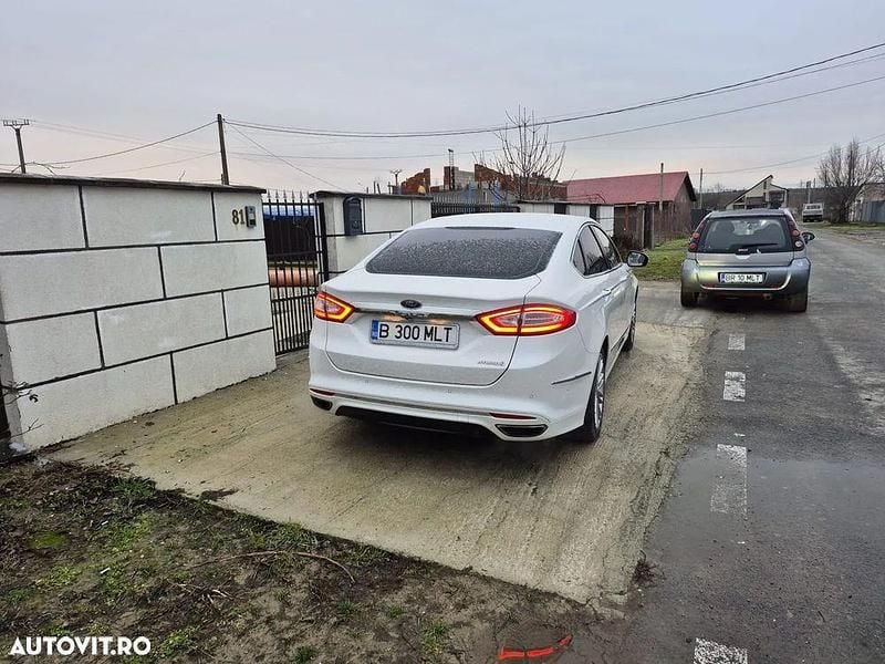 Second-hand Ford Mondeo Vignale 187 CP (137 kW) 2018 Culoarealb Berlinǎ