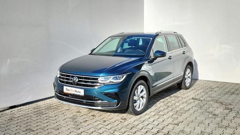 Negru normal Utilizat 2022 VW Tiguan Elegance SUV | 27.600 EUR (Preț OK) - Imagine 1/4